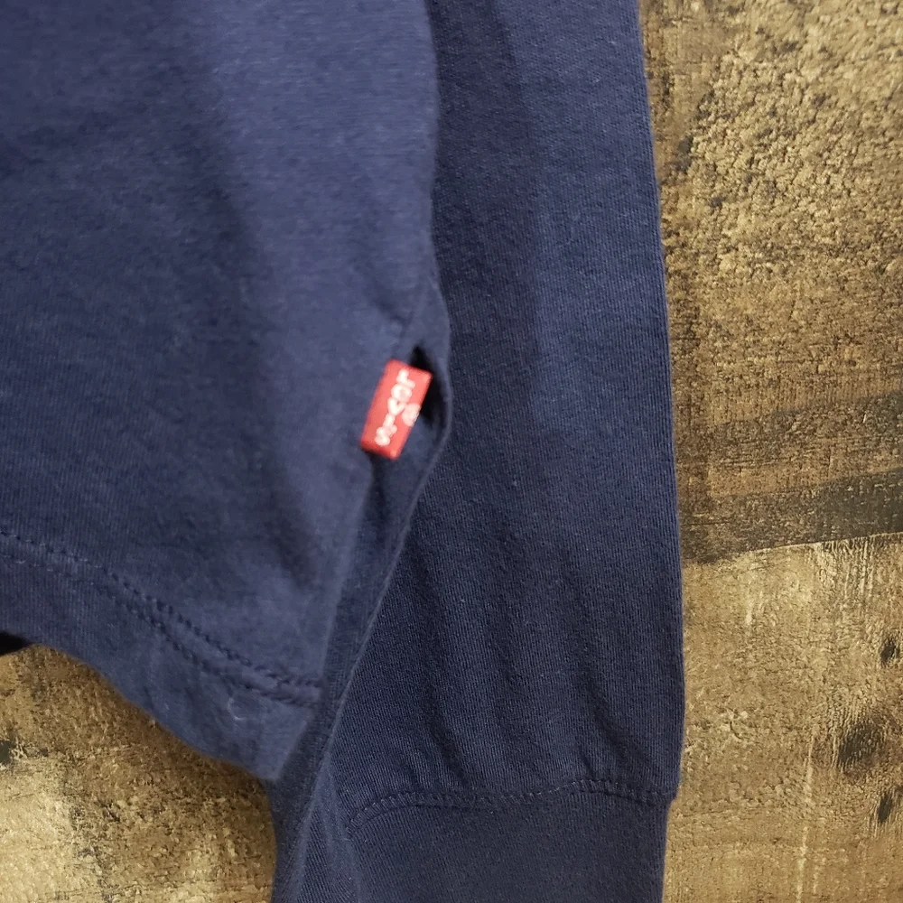 Levi's‎ NWT graphic long sleeve rainbow logo shirt